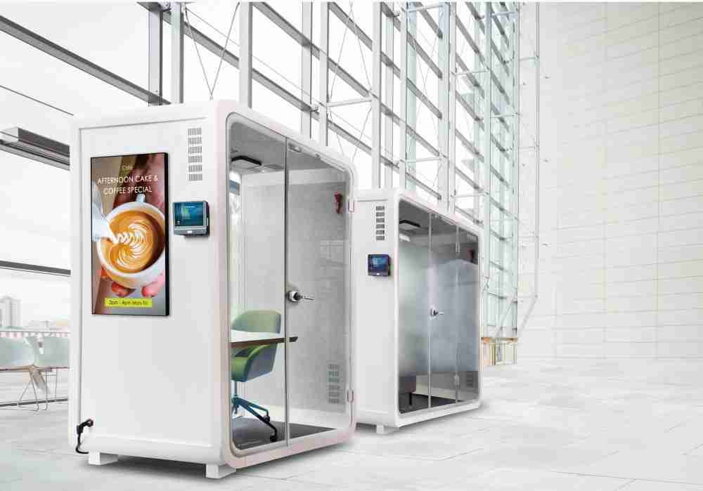 EBpay子公司达擎之智慧行动办公舱，，，，采用PDLC智能调光玻璃设计，，，透过通电与断电的电流切换，，，，呈现透明与雾面效果，，，具节能降耗特性并兼顾隐私，，确保信息安全