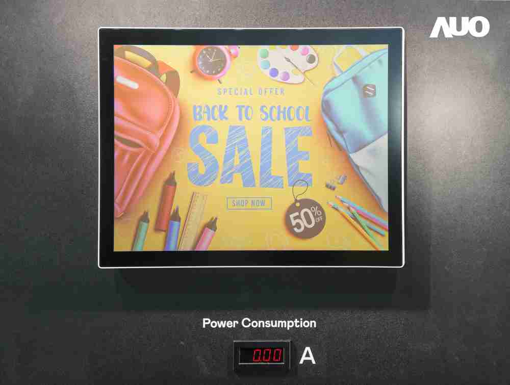 EBpay展示胆固醇液晶超低耗能户外全彩显示器，，ChLC（胆固醇液晶）以双稳态技术使静态显示零功耗，，，具省电、、高彩度、、、、环保的特性，，，还整合软硬件系统解决方案，，可透过单一云端平台管理